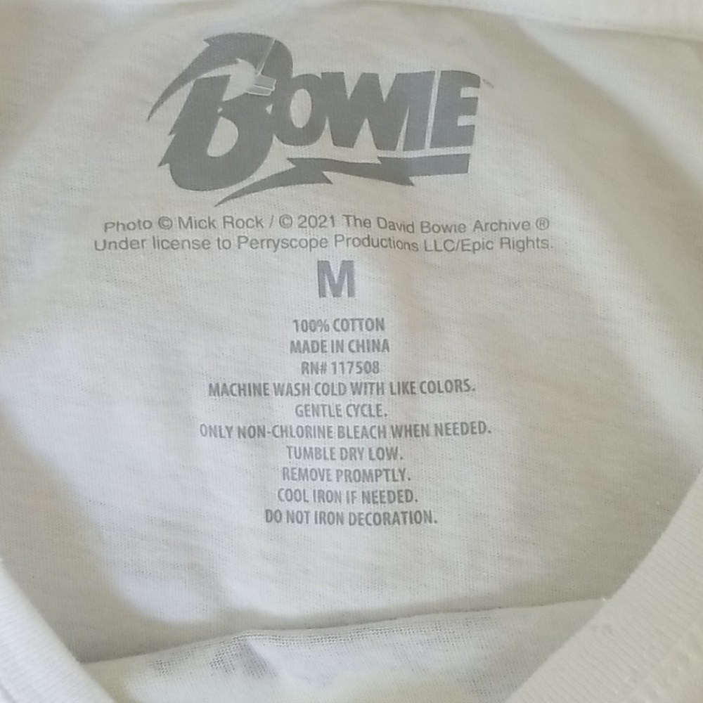 NWT Bowie tshirt - Picture 3 of 4